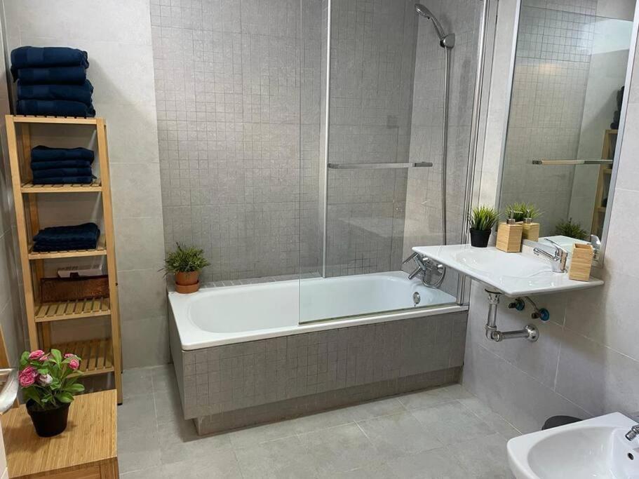 Bonito Apartamento Cerca Del Centro - Trinidad Málaga Exterior foto